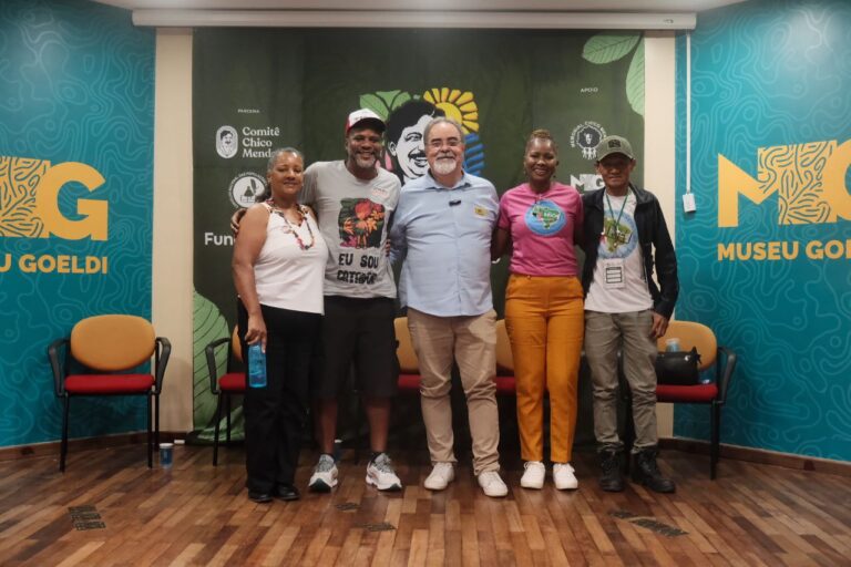 Catadores defendem economia circular na justiça climática na COP30: “A gente que movimenta o país”